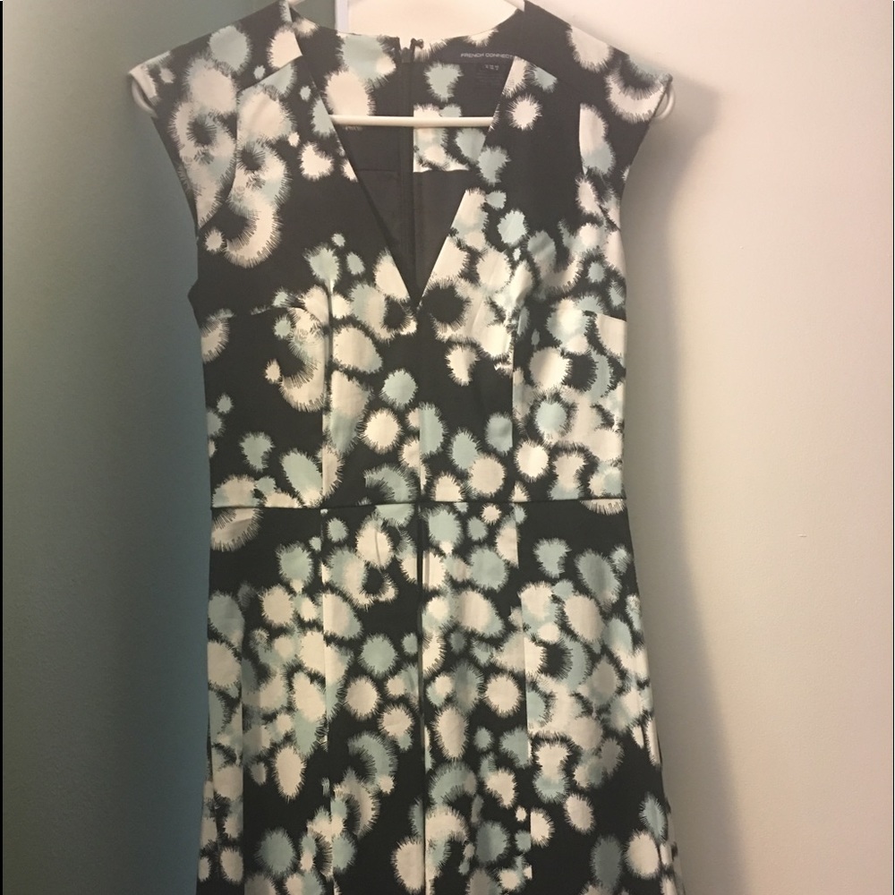 💛💛 French Connection Sz 2 Dress